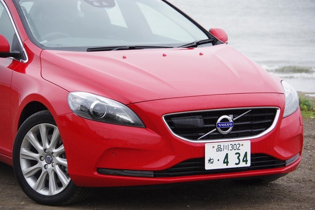 ボルボ V40 T3