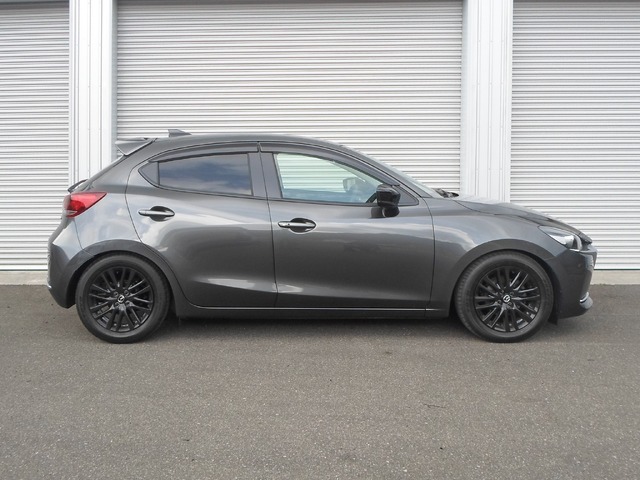 FLEX Z MAZDA2用装着例（Ft: -45mm / Rr: -40mm）