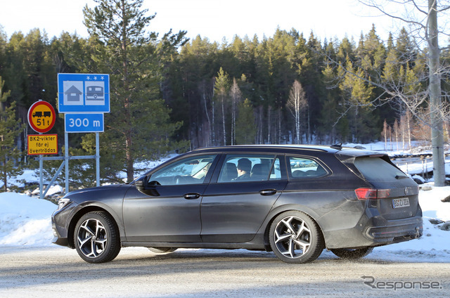 VW パサート 次期型プロトタイプ（スクープ写真）