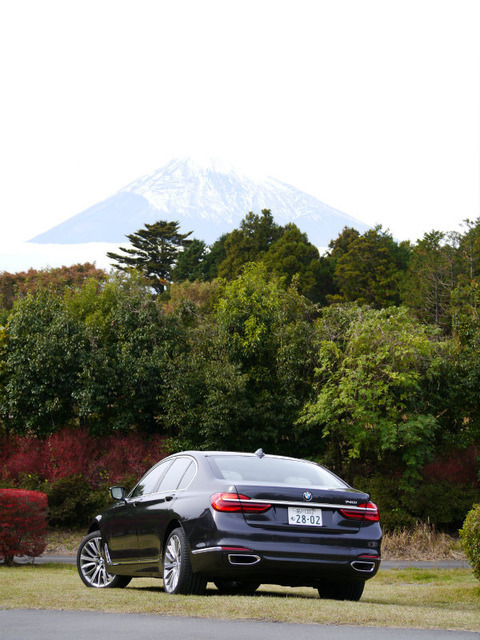 BMW 7シリーズ 新型（740i）