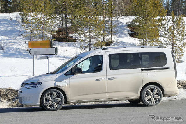 VW キャディ PHEV ロングホイールベース仕様のプロトタイプ（スクープ写真）