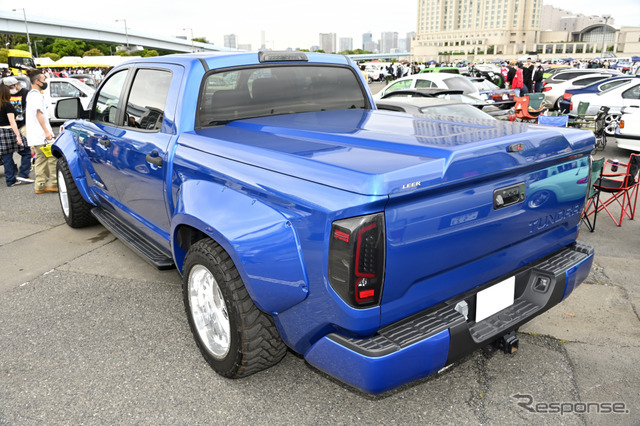 左ハンドルのホンダ フィット！ US仕様で雰囲気激変…34th MOONEYES Street Car Nationals