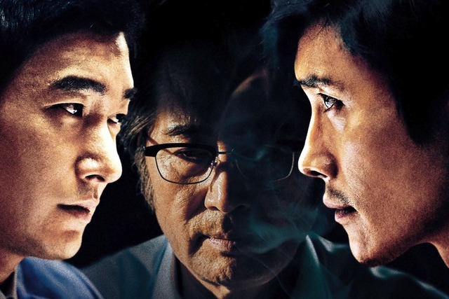 （拡大）『インサイダーズ／内部者たち』　（C）2015 SHOWBOX AND INSIDE MEN, LLC. ALL RIGHTS RESERVED