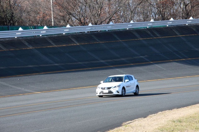 ブリヂストン PX 試乗会。セダン、ミニバン、軽の3車種についてEX20との比較走行をおこなった