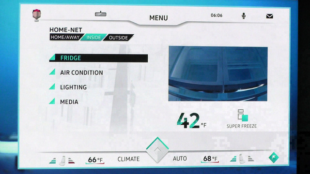 車内からホーム内のコントロールが行え、その一例としてエアコンの操作が紹介された