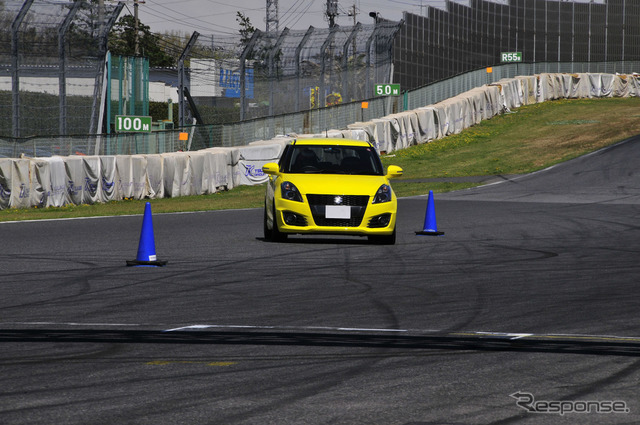 即納可能？ “中古で使える＆遊べる”マイカー提案～ZC32S スイフトスポーツ～