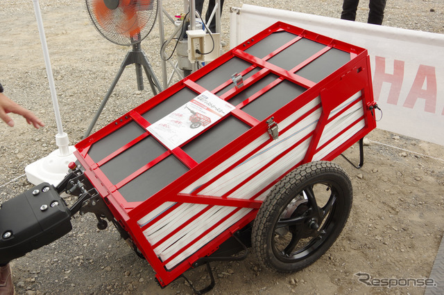 参考出展された「電動アシストホースカー」（RESCUE EXPO in 立川）