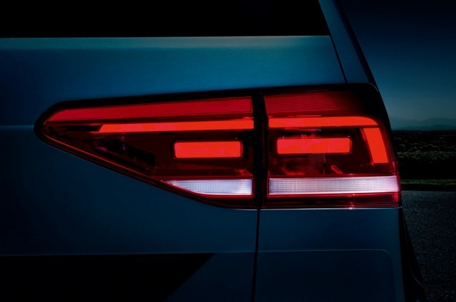 VW ゴルフトゥーラン