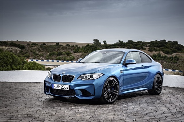 BMW M2クーペ