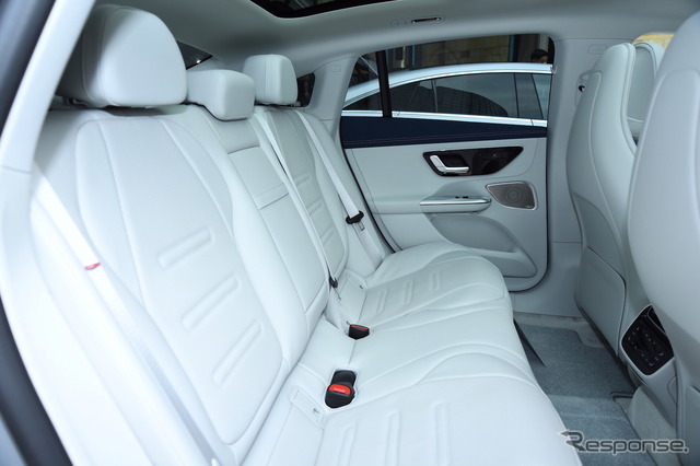 メルセデスベンツAMG EQE 53 4MATIC+