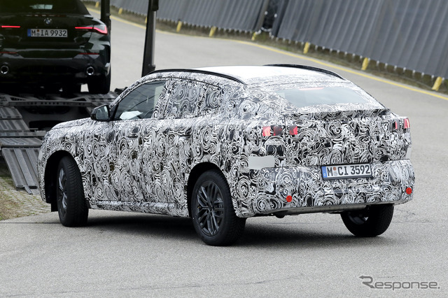 BMW X2 次期型プロトタイプ（スクープ写真）