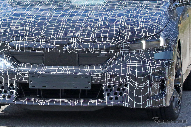 BMW i5 M60 プロトタイプ（スクープ写真）