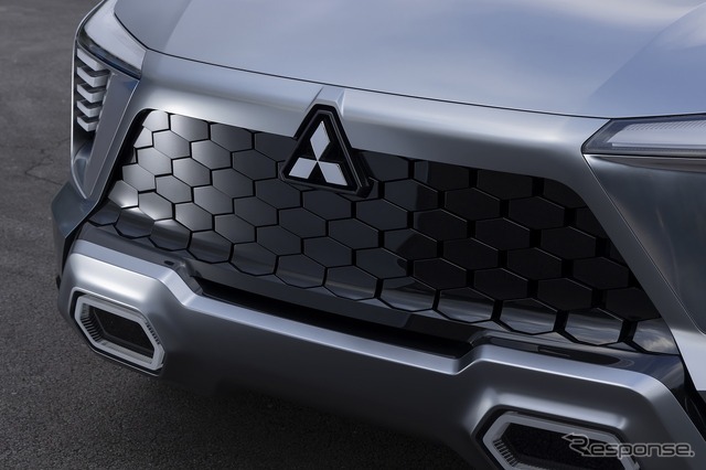 MITSUBISHI XFC CONCEPT