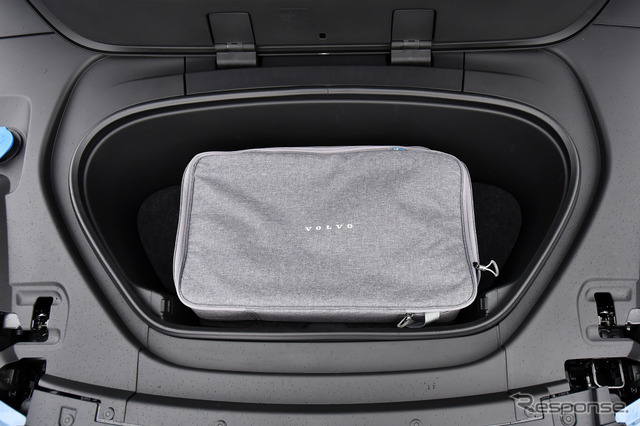 ボルボ XC40リチャージ プラス シングルモーター