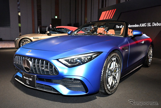 メルセデスAMG SL43