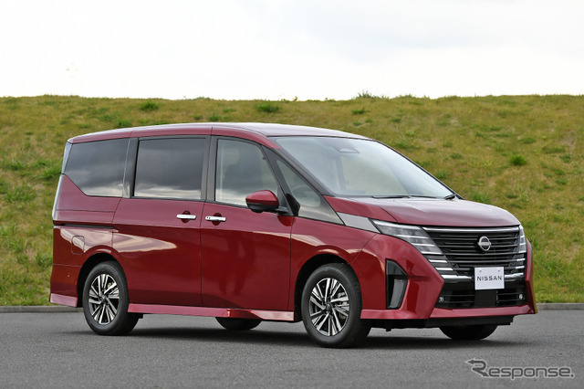 日産 セレナ LUXION e-POWER