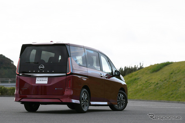 日産 セレナ LUXION e-POWER