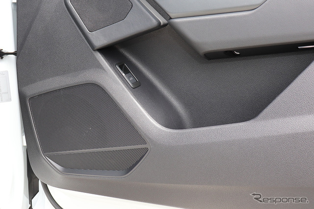 『フォーカル・FLAX EVO』シリーズのモデルを搭載したオーディオカーの一例（製作ショップ；カーオーディオクラブ＜大阪府＞）。