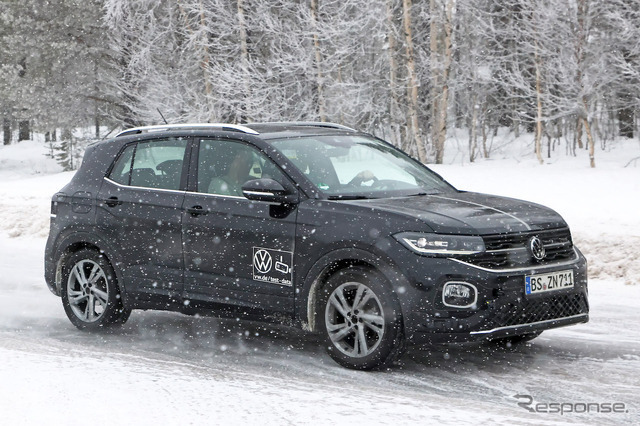 VW T-Cross 改良新型プロトタイプ（スクープ写真）