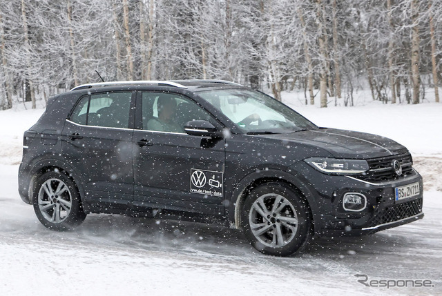 VW T-Cross 改良新型プロトタイプ（スクープ写真）