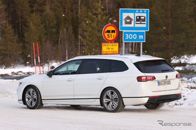 VW パサート ヴァリアント 次期型プロトタイプ（スクープ写真）