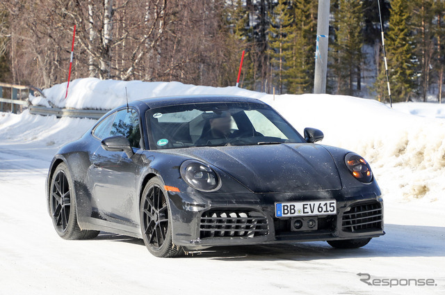 ポルシェ 911 GTS 改良新型プロトタイプ（スクープ写真）