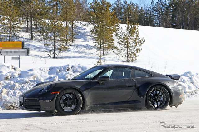 ポルシェ 911 GTS 改良新型プロトタイプ（スクープ写真）