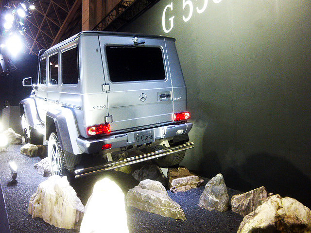 『G 550 4x4 2』を国内で初公開したメルセデス・ベンツ日本（東京オートサロン2016／1月15日／幕張メッセ）