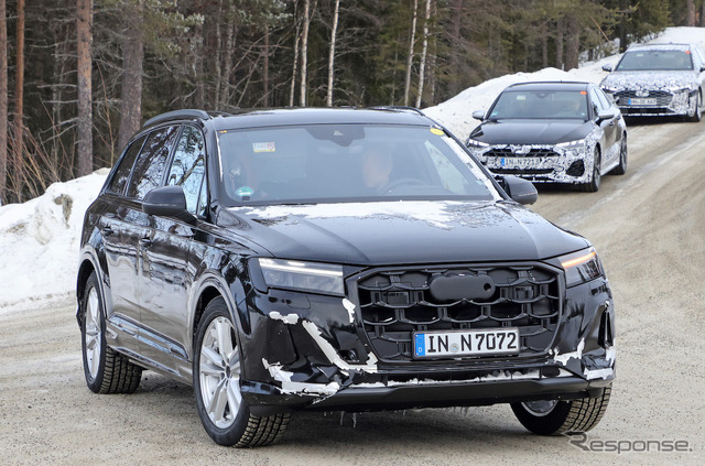 アウディ Q7 改良新型プロトタイプ（スクープ写真）