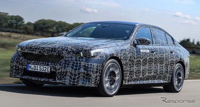 BMW i5 の「M60 xDrive」のプロトタイプ