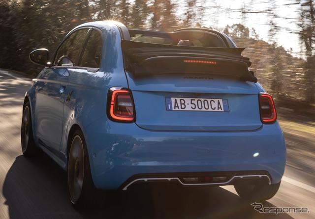 アバルト 500e カブリオレ の「ツーリズモ」