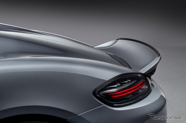 ポルシェ 718スパイダーRS