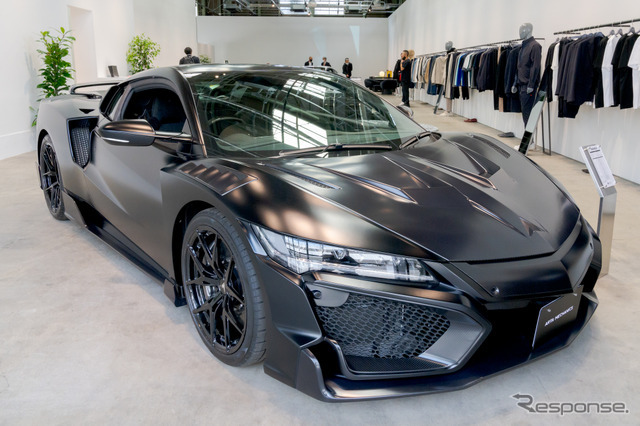 ホンダNSXをベースとした『LEGAVELO』。