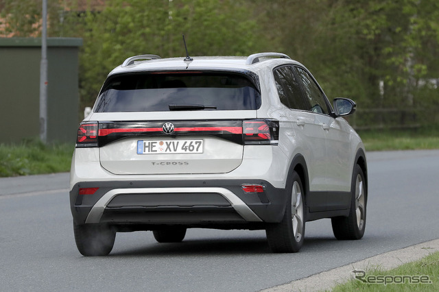 VW T-Cross 改良新型プロトタイプ（スクープ写真）