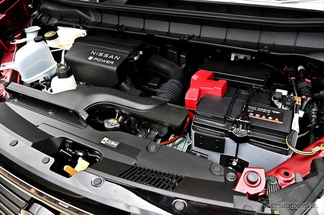 日産 セレナ LUXION