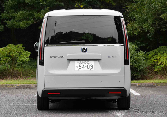 ホンダ ステップワゴン e:HEV AIR