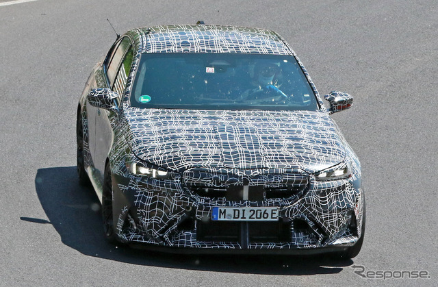 BMW M5 次期型プロトタイプ（スクープ写真）
