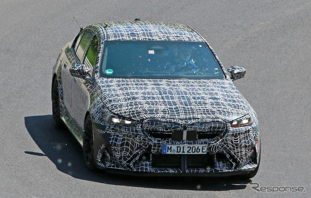 BMW M5 次期型プロトタイプ（スクープ写真）