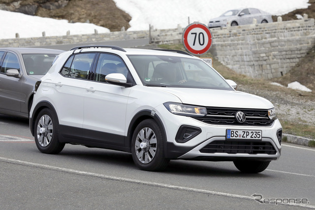 VW T-Cross 改良新型プロトタイプ（スクープ写真）