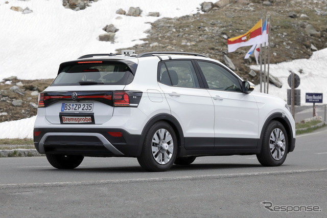 VW T-Cross 改良新型プロトタイプ（スクープ写真）