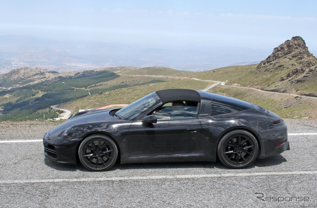 ポルシェ 911 タルガ 改良新型プロトタイプ（スクープ写真）