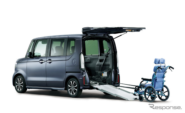 ホンダ N-BOXカスタム スロープ