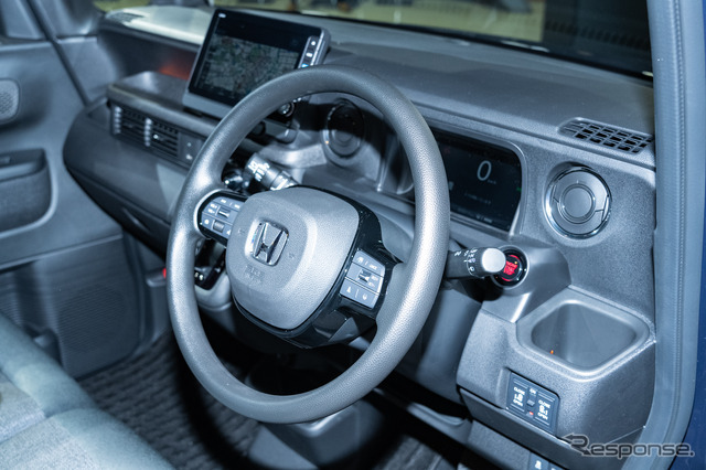 ホンダ N-BOXカスタム 新型