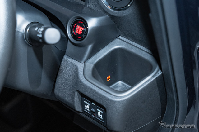 ホンダ N-BOXカスタム 新型