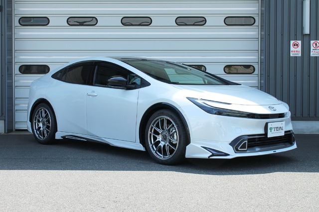 RX1［VSAWA-M1AS3］TOYOTAプリウス（MXWH65）用実装例