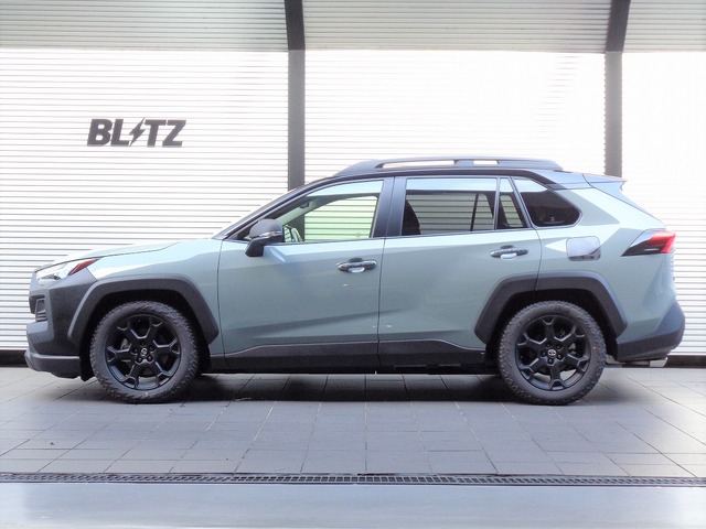 DAMPER ZZ-R［92532］TOYOTA RAV4アドベンチャー・オフロードパッケージ用実装例（フロント:57mmダウン / リア:51mmダウン）