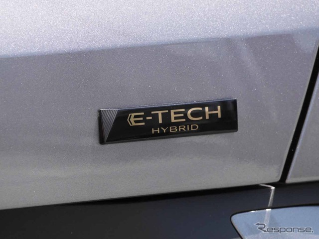 ルノー アルカナ E-Techエンジニアード