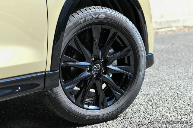 マツダ CX-5 レトロスポーツエディション（ジルコンサンドメタリック）