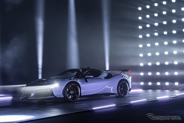フェラーリ SF90 XX ストラダーレ