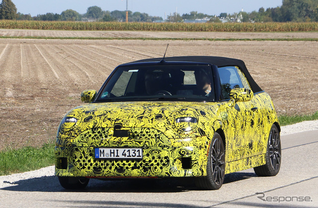 MINI コンバーチブル JCW 次期型プロトタイプ（スクープ写真）